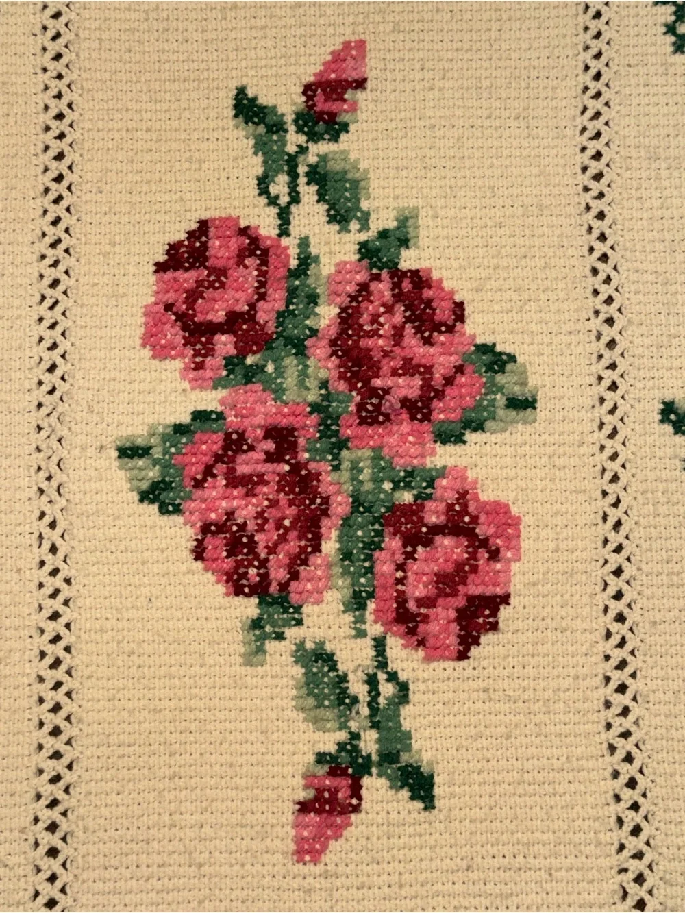 Vintage hand made throw blanket rose buds
